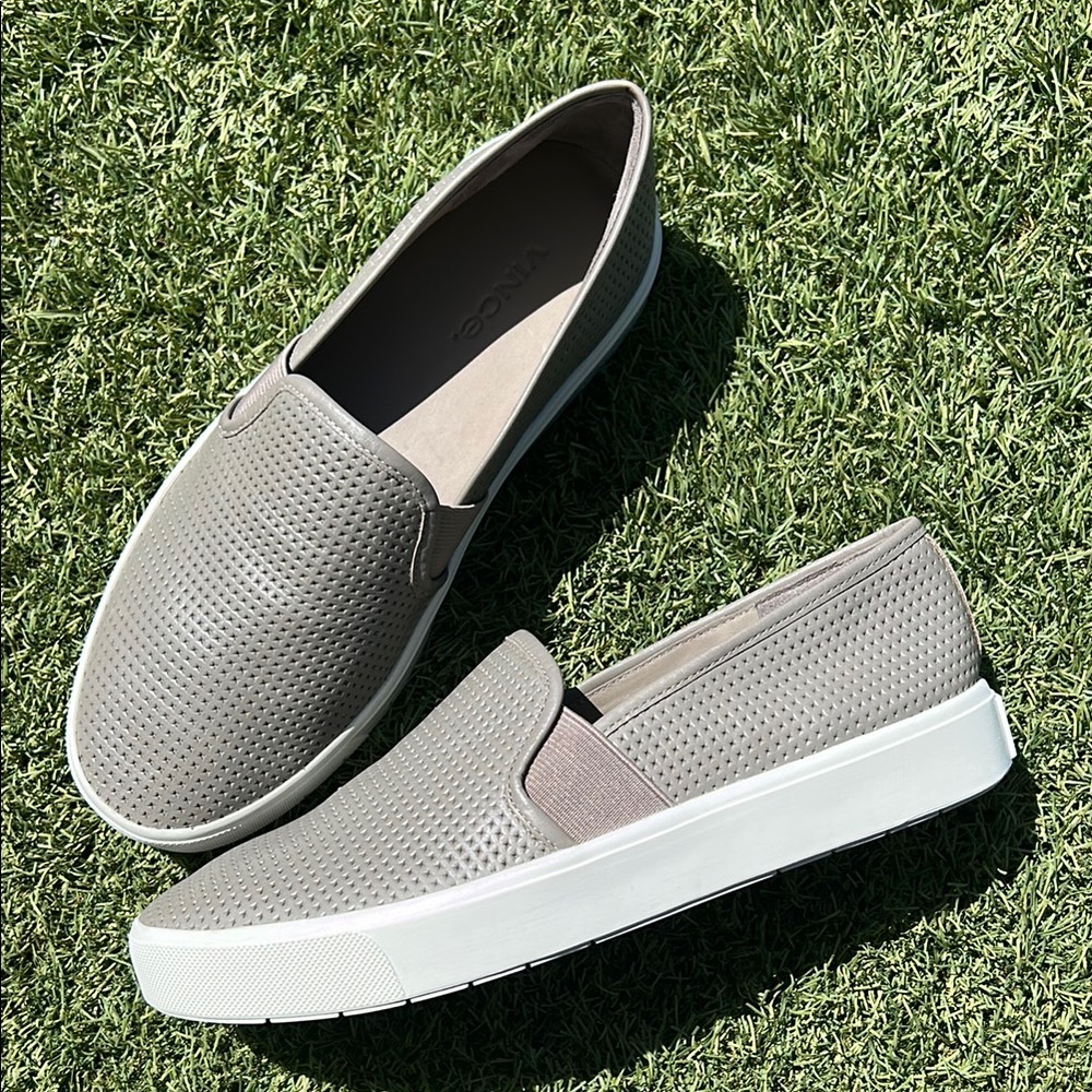 Like new VINCE Blair 5 Perforated Leather Slip-On Sneakers in Woodsmoke Size 5.5
